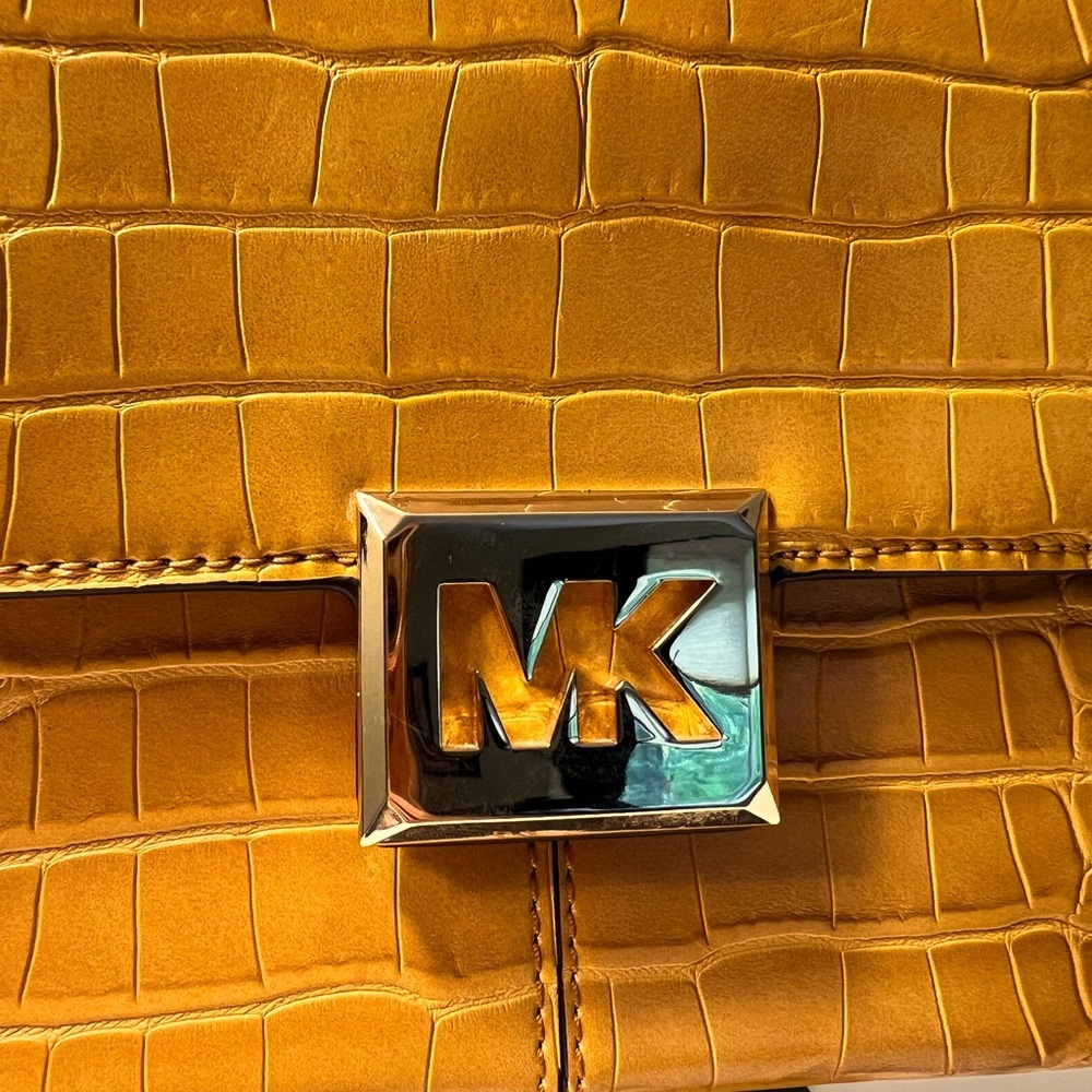 Michael Kors Yellow Croc-Embossed Shoulder Bag - Picture 2 of 15